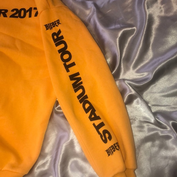 Justin Bieber crewneck - Picture 3 of 3